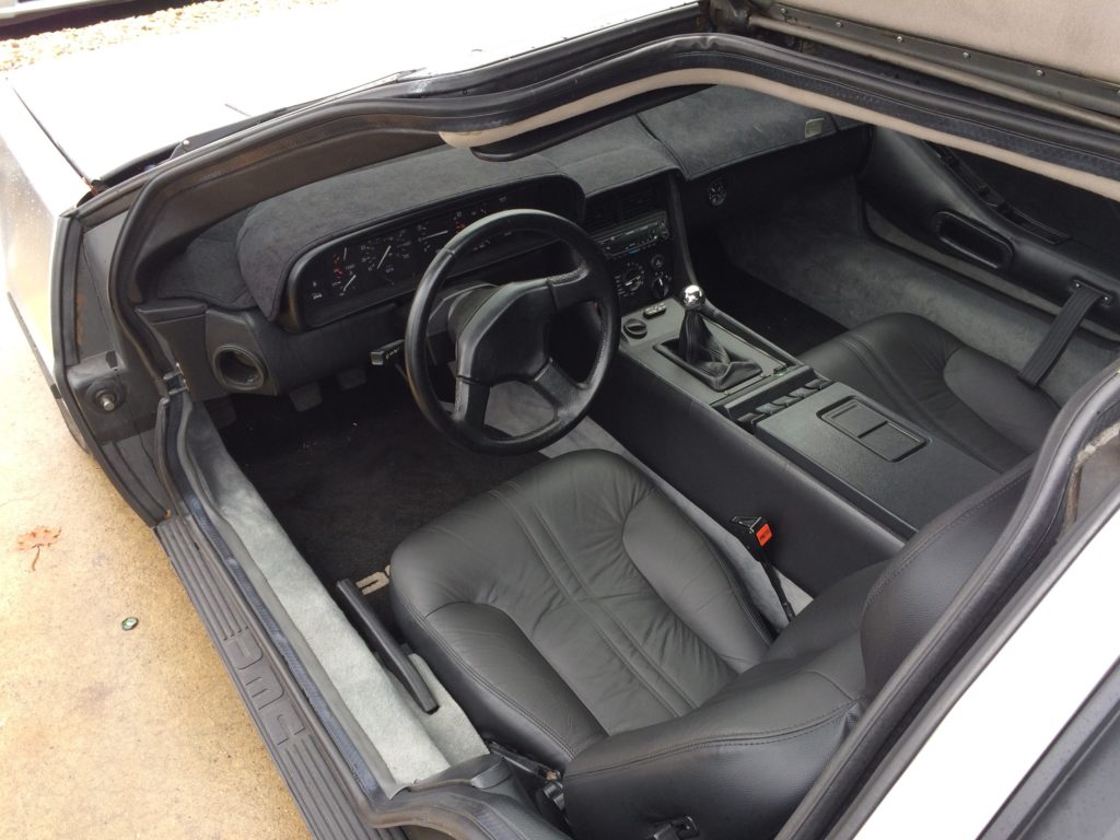 1981 DeLorean DMC 12 interior