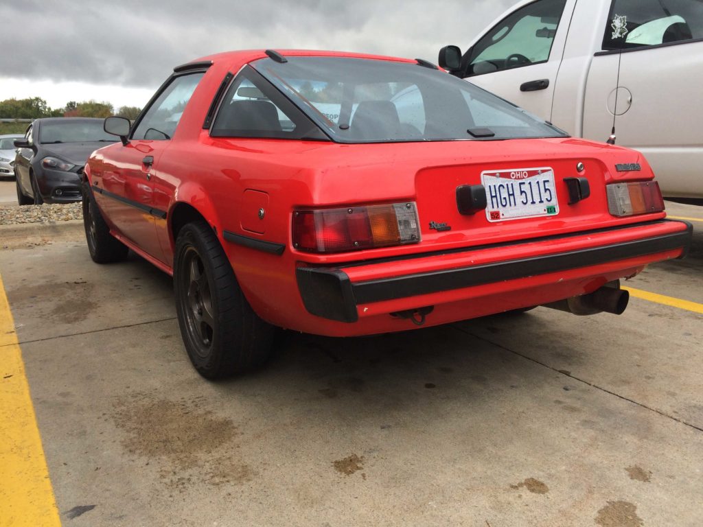 Mazda-RX-7,-Driver-Side-Rear