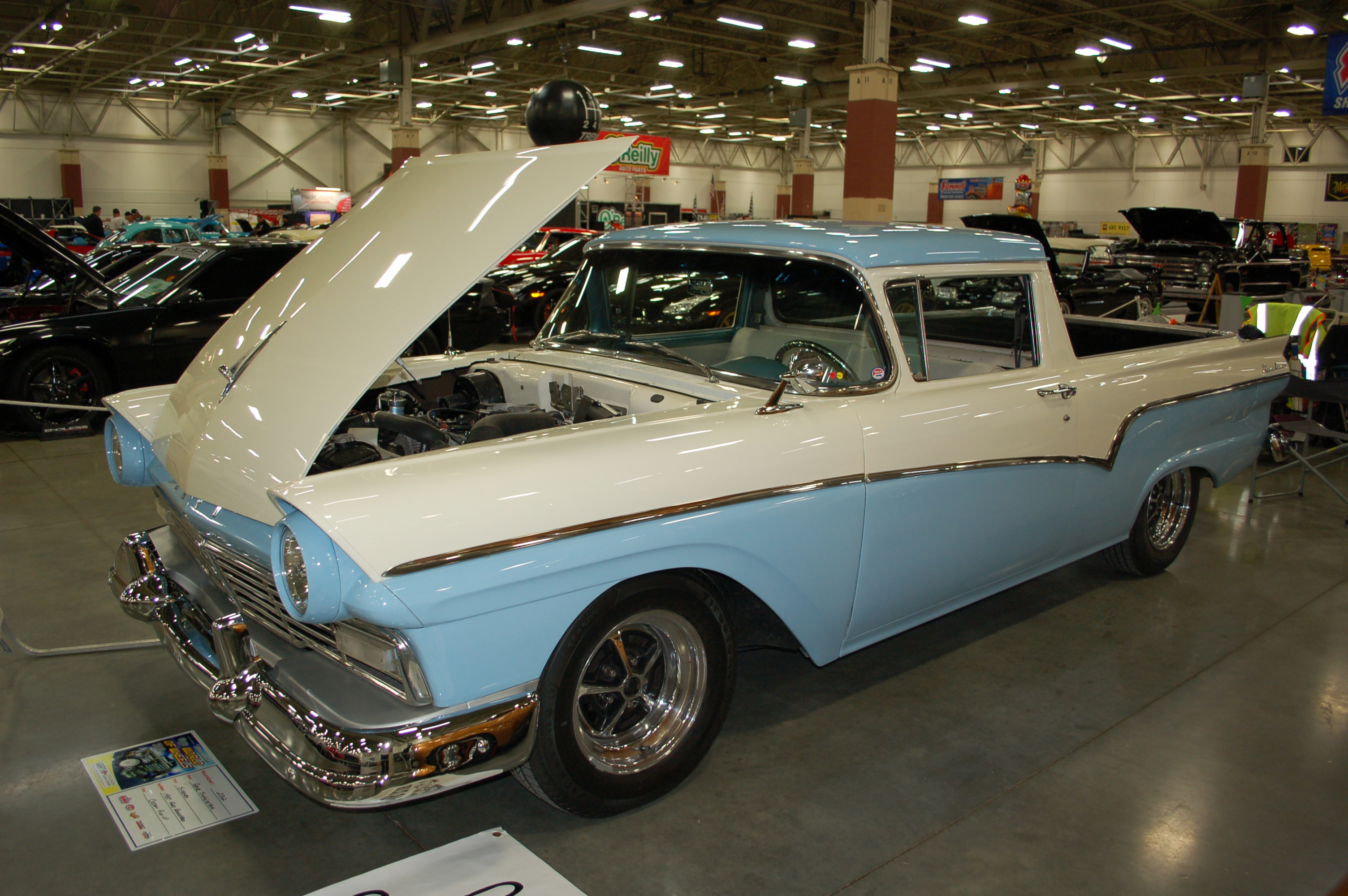 Milwaukee-World-of-Wheels-Ford-Ranchero