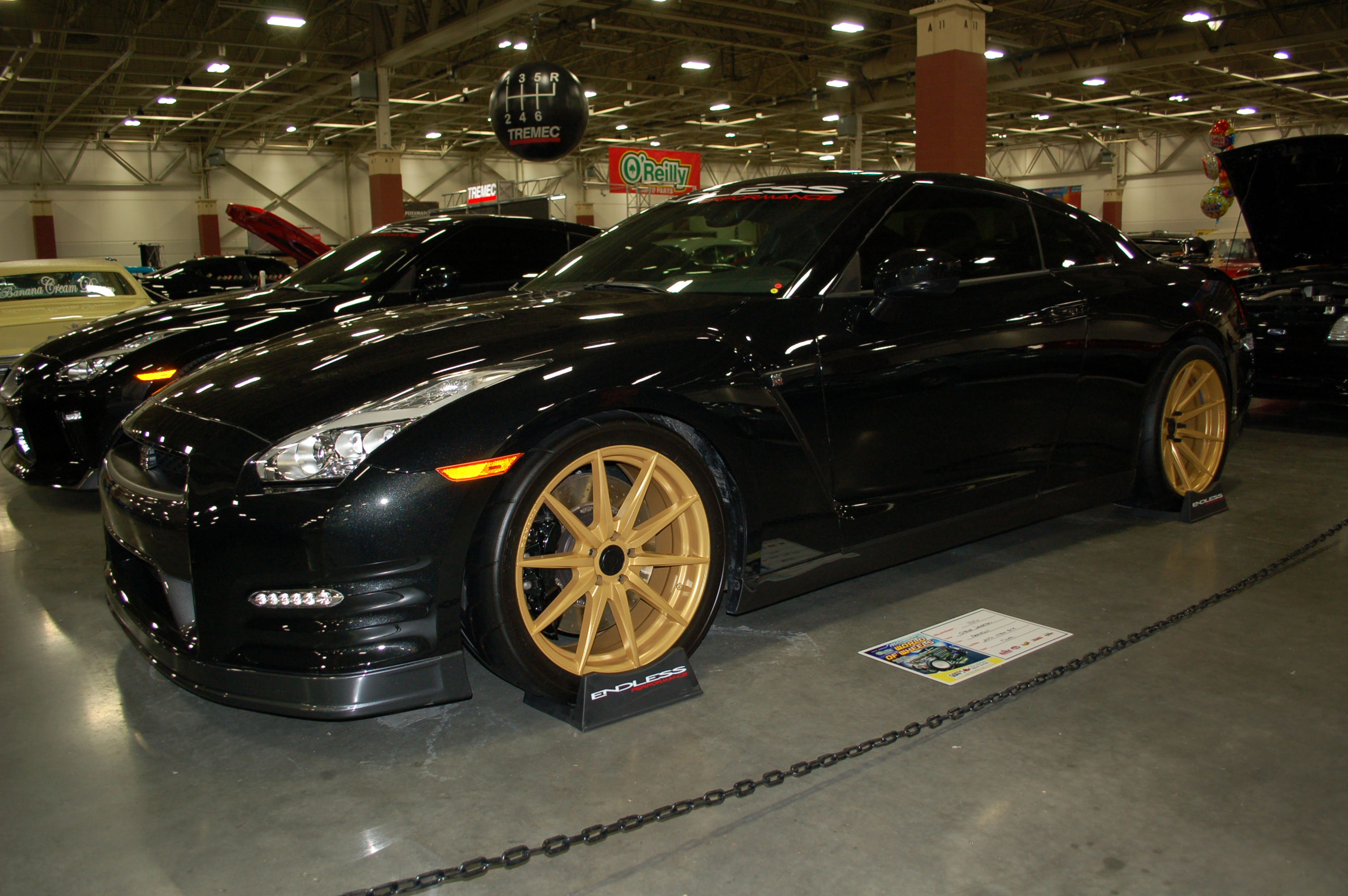 Milwaukee-World-of-Wheels-Nissan-GTR
