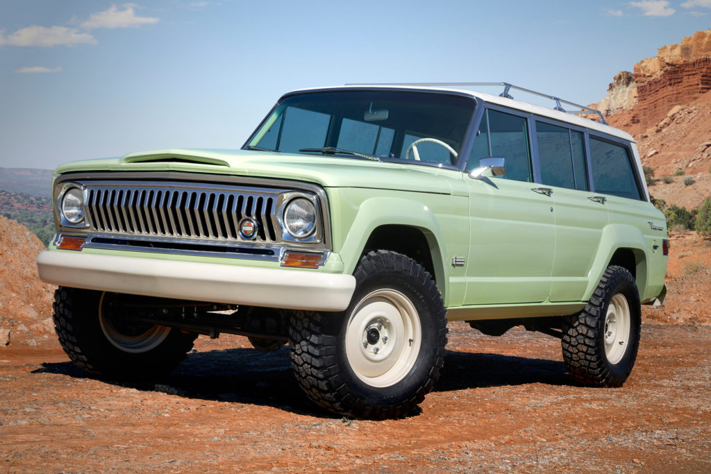 Jeep-Wagoneer-Road-Trip