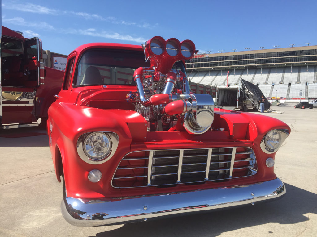 Atlanta-Motorama-Truck-with-Blower