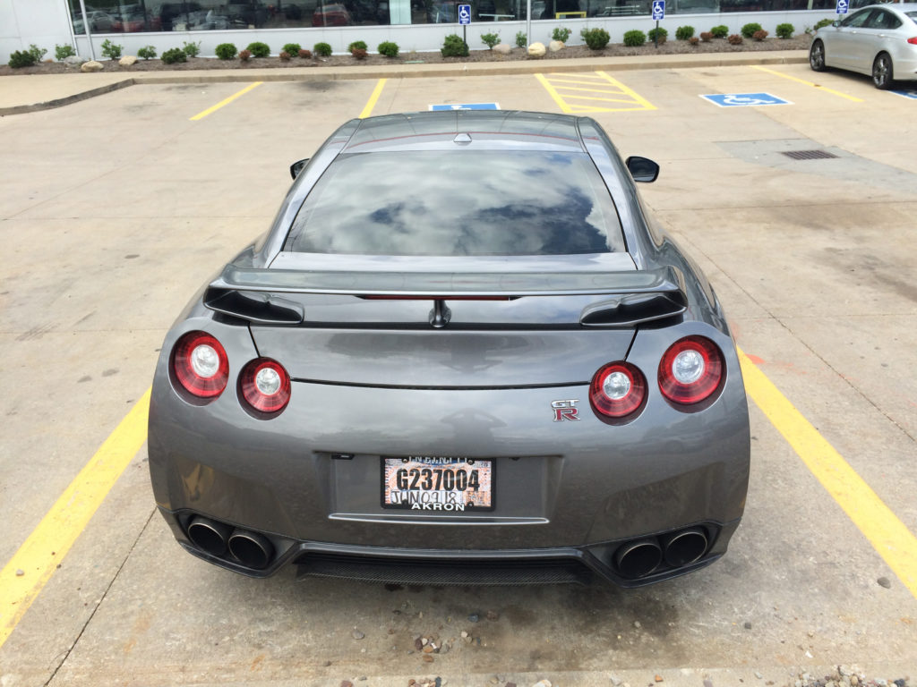 Nissan-GTR-Rear