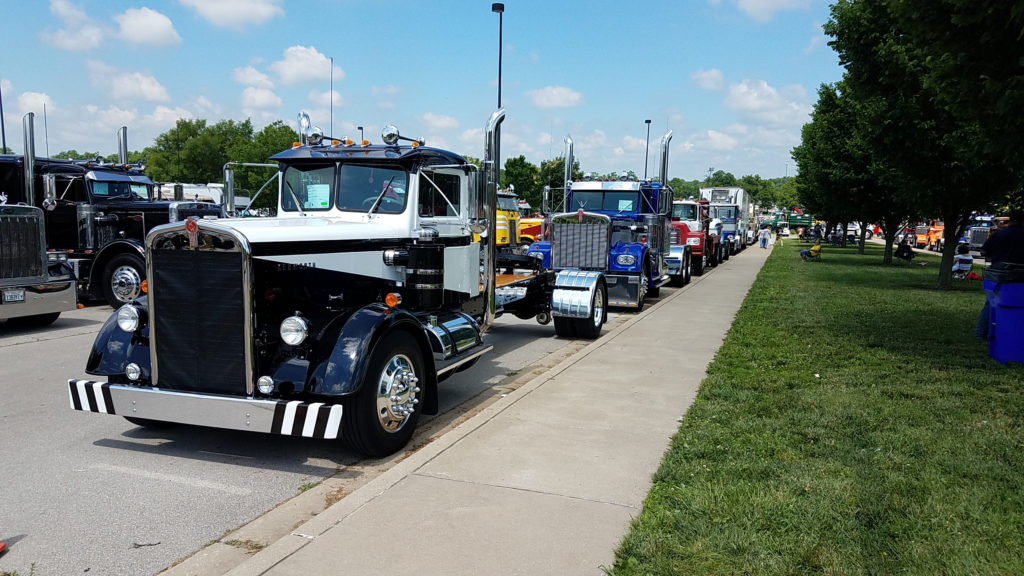 line-of-vintage-commercial-semi-trucks