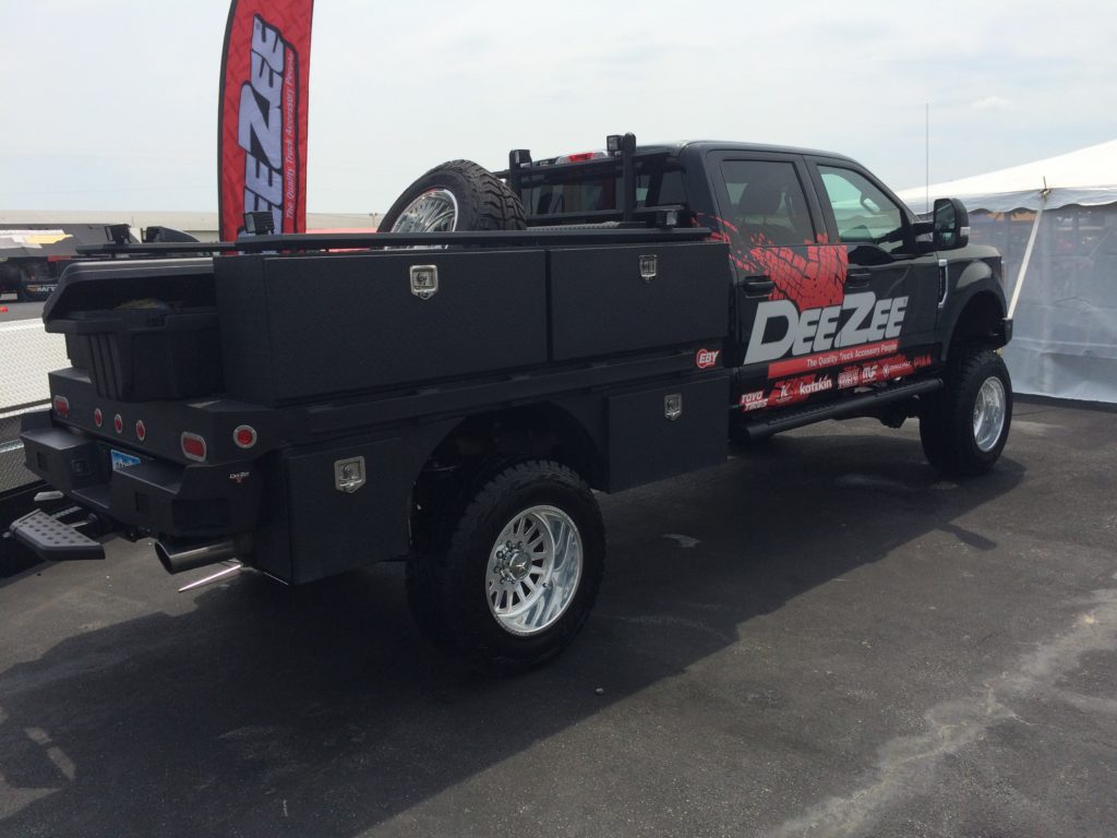 Dee Zee Off Road Rig