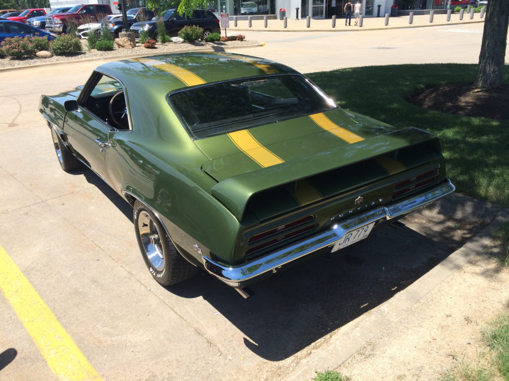 1969-Pontiac-Firebird-Quarter
