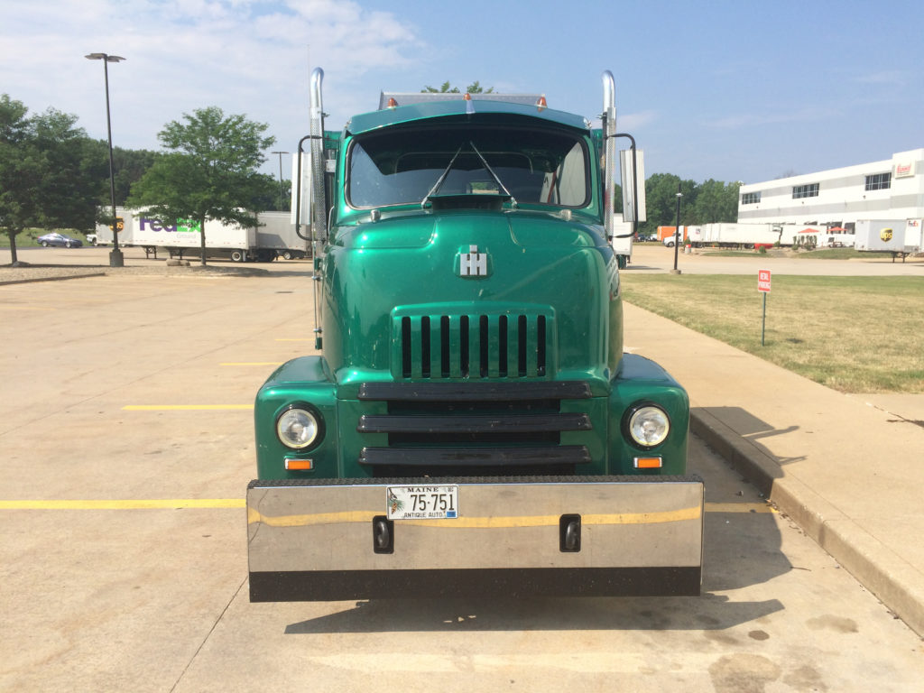 International-S-Series-Flatbed-COE-Grille