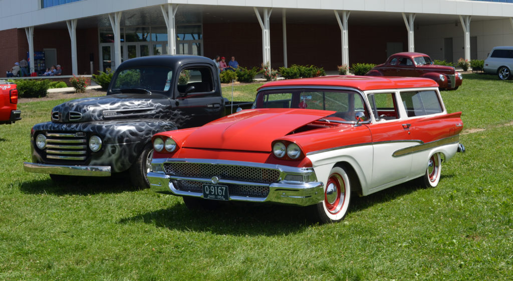 Truck-and-Wagon-from-Ford