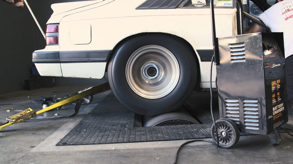 10K-Challenge-Horsepower-Wars-Mustang-Wheel-on-Dyno
