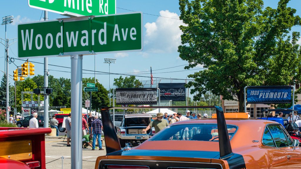 pic from woodward dream cruise