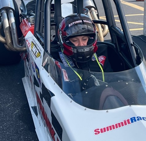 autumn hight in dragster at frank hawley's drag race school
