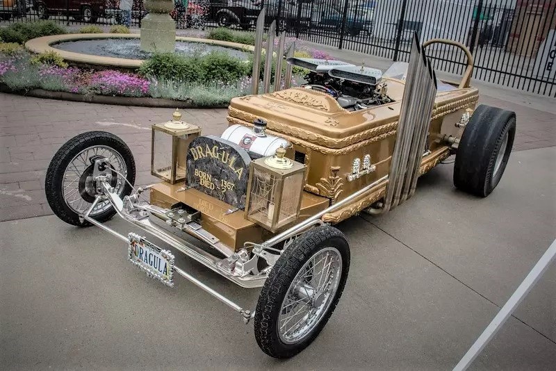 dragula hotrod coupe dragster from the Munsters
