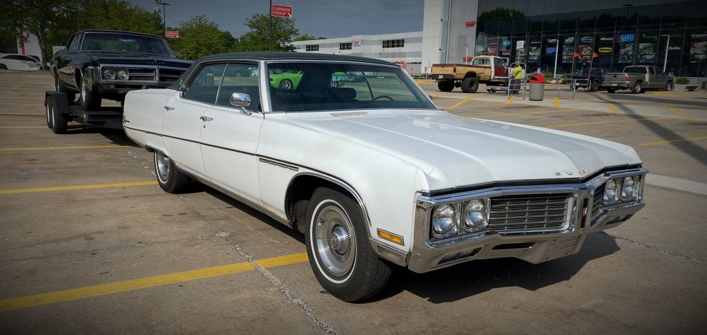 1970 buick electra towing a 1969 wildcat drag car copy