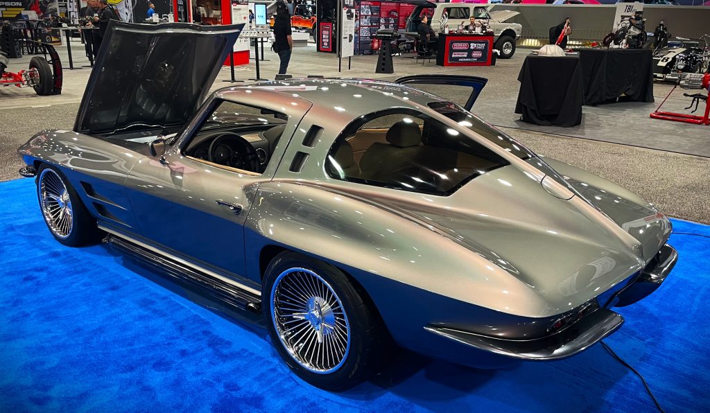 Peter Brock Sting Ray 2025 Studio Concept, rear quarter