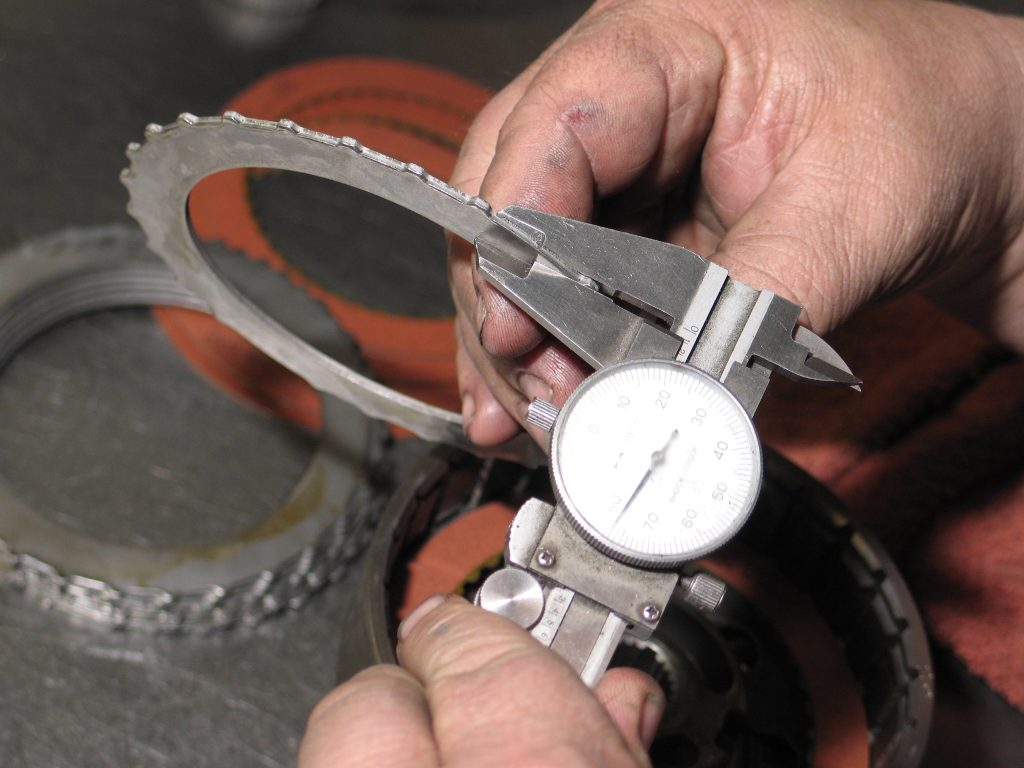 Measuring clutch plates for Ford 4R70W