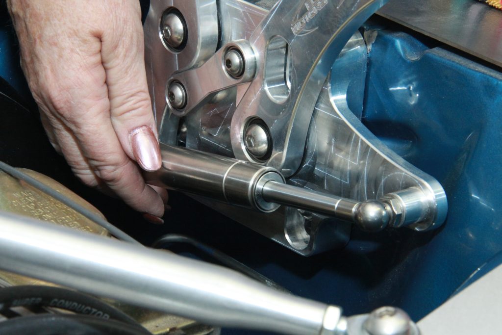 Installing gas strut on Eddie Motorsports hood hinge