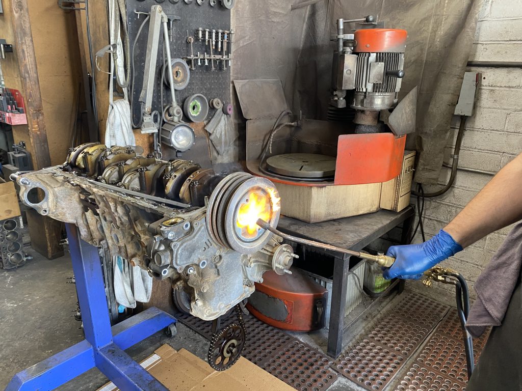 heating a crank pulley bolt to remove it
