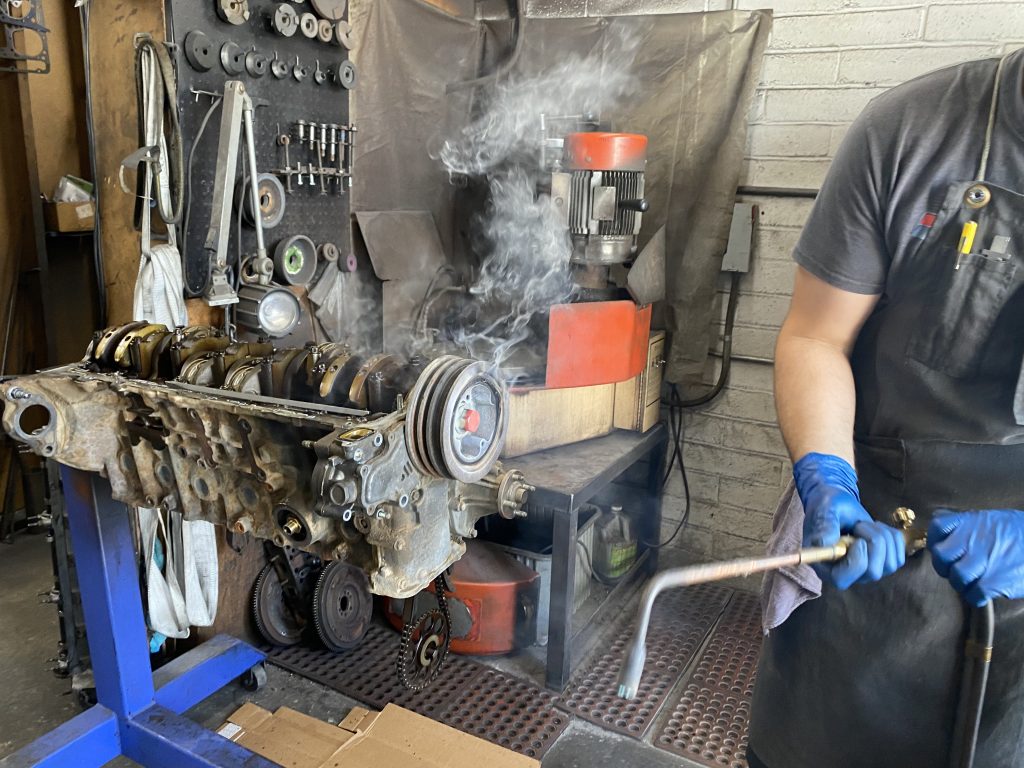 smoking crank pulley bolt after torching it