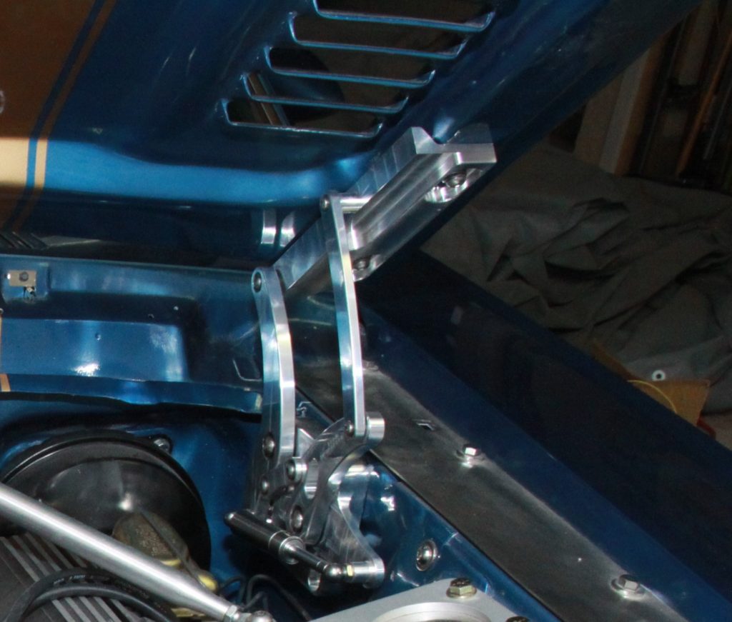 Eddie Motorsports hood hinge