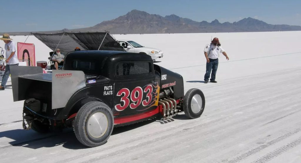 hot rod lining up on land speed racing salt run