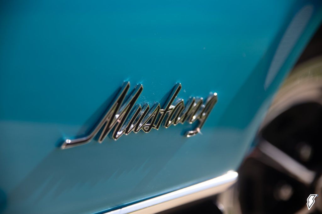 close up of fender emblem on a 1973 Ford Mustang Grande