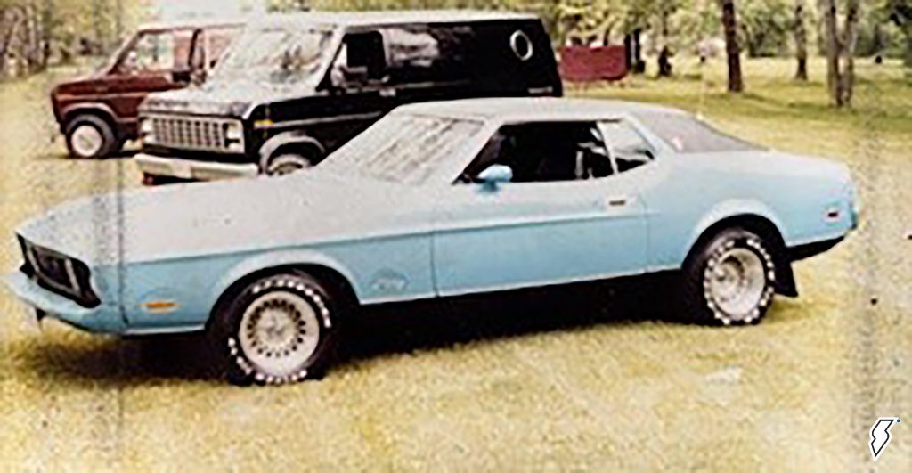 vintage photograph of a 1973 Ford Mustang Grande