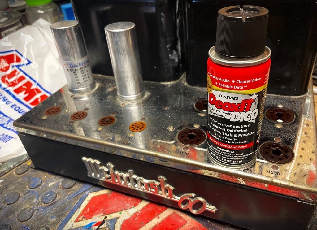Deoxit D100 can on Mcintosh Tube Amp 2