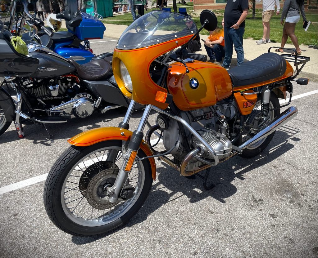 orange BMW R90S motorcycle