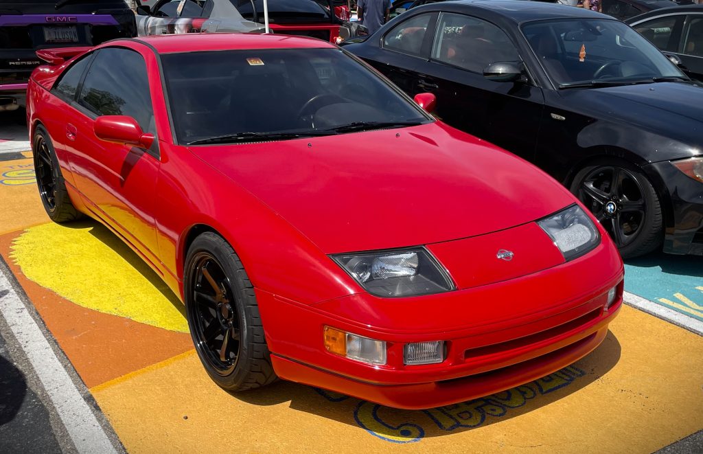 Red Nissan Z32 300ZX Coupe